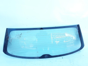 STAKLO  Volkswagen PASSAT 3G 2014-