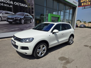 Volkswagen Touareg R Line 3.0 TDI 2011