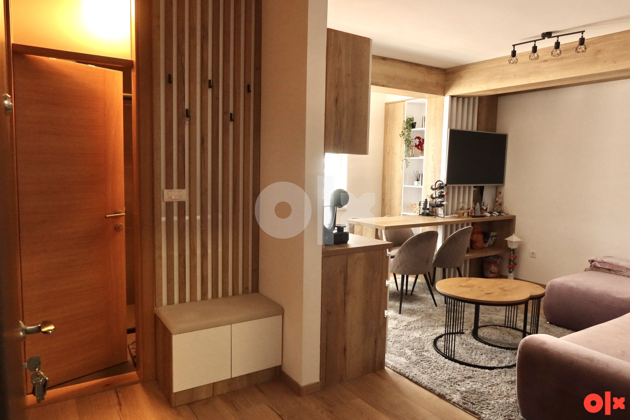 Apartman Jahorina 33m2/MOŽE ZAMJENA ZA VOZILO/Sprat2/Uknjizeno1/1