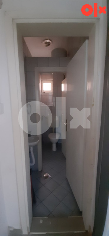 Iznajmljujem poslovni prostor   42m2 Cara Dušana TRN (Laktaši) 2