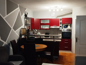 Prodajem ili mijenjam, trosoban stan 73 m2, InterGaj