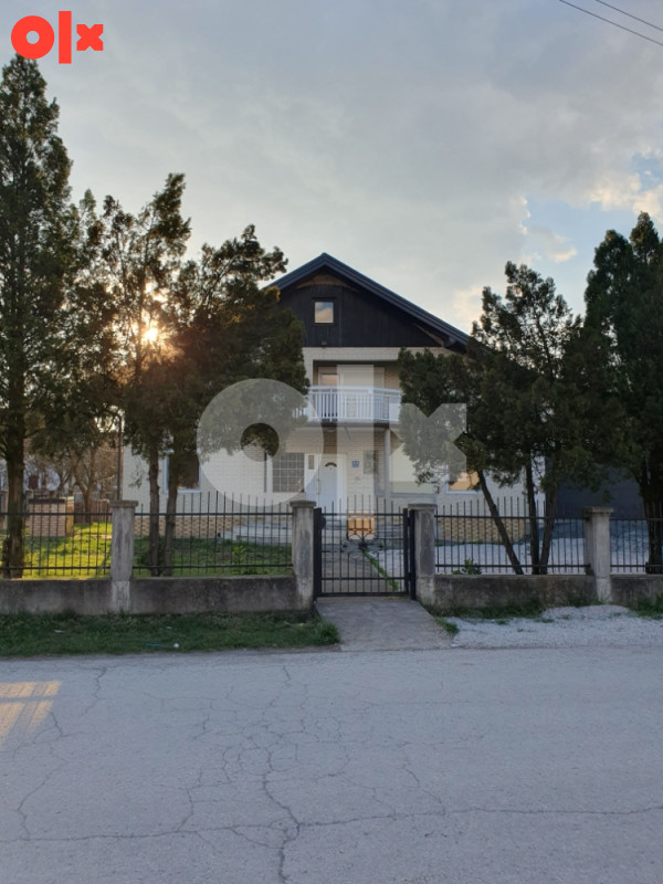 Kuća Živinice ( Sjever )