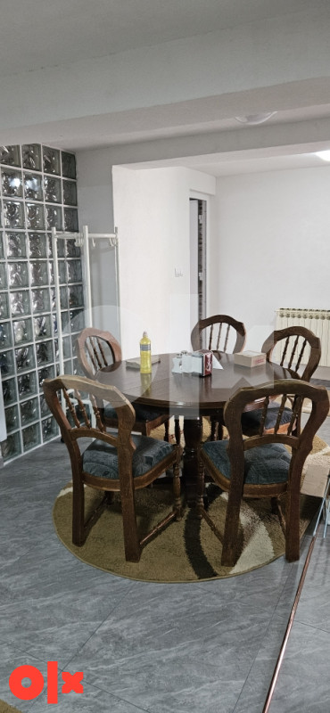Izdajem stan 061265955 cijena sa rezijom slobodan od 25 sl mjesec