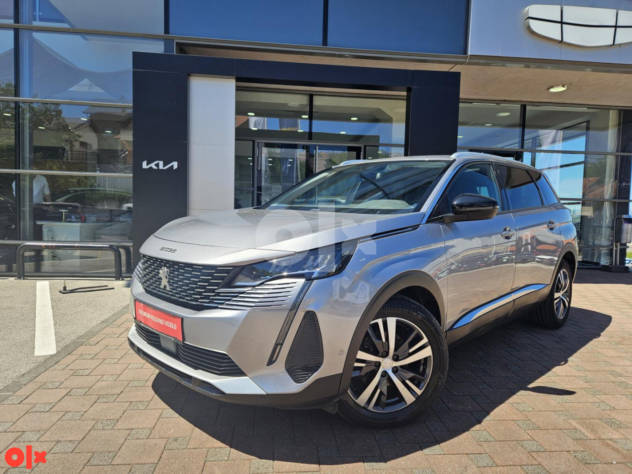 Peugeot 5008  1,5 BlueHDI 8mm lanac Allure 7 Sjedišta ID:28