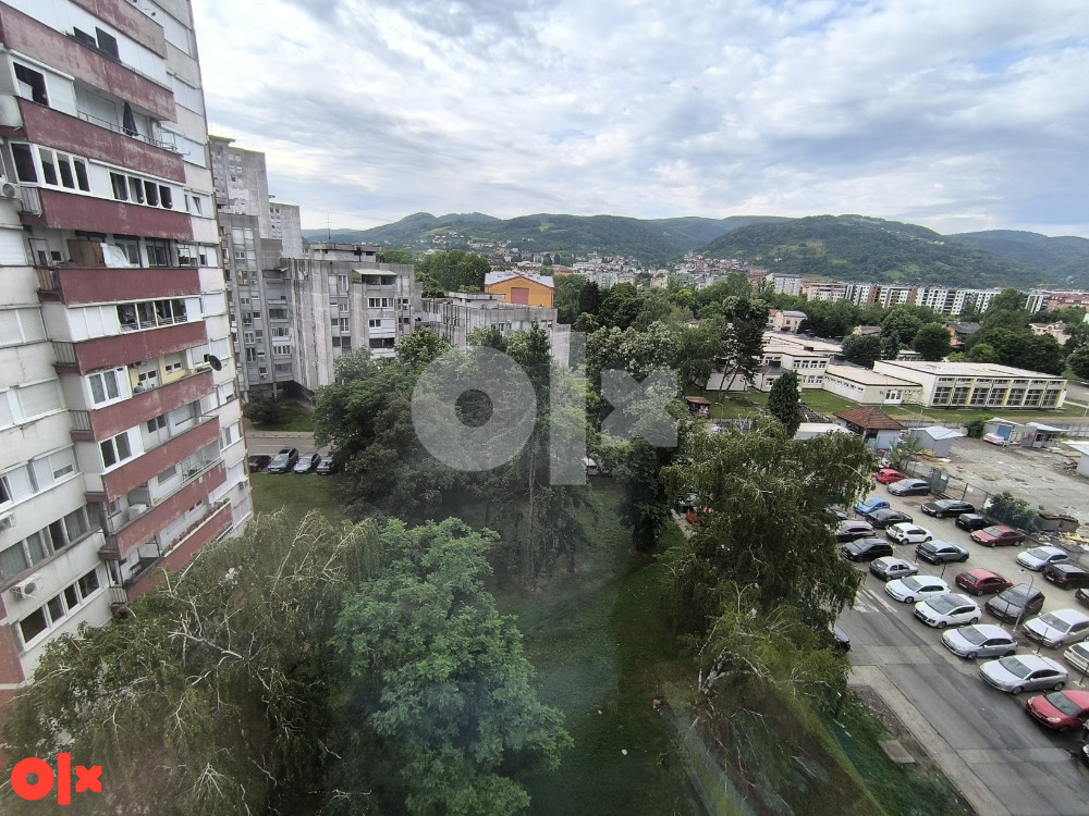 Useljiv, dobro organizovan stan u Boriku, 53 m2 13