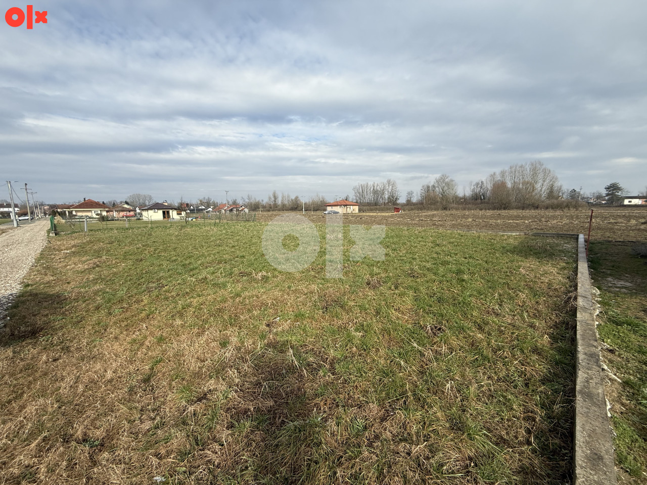 Plac na prodaju 764m2 / mirno naselje Ježevica / Gradiška