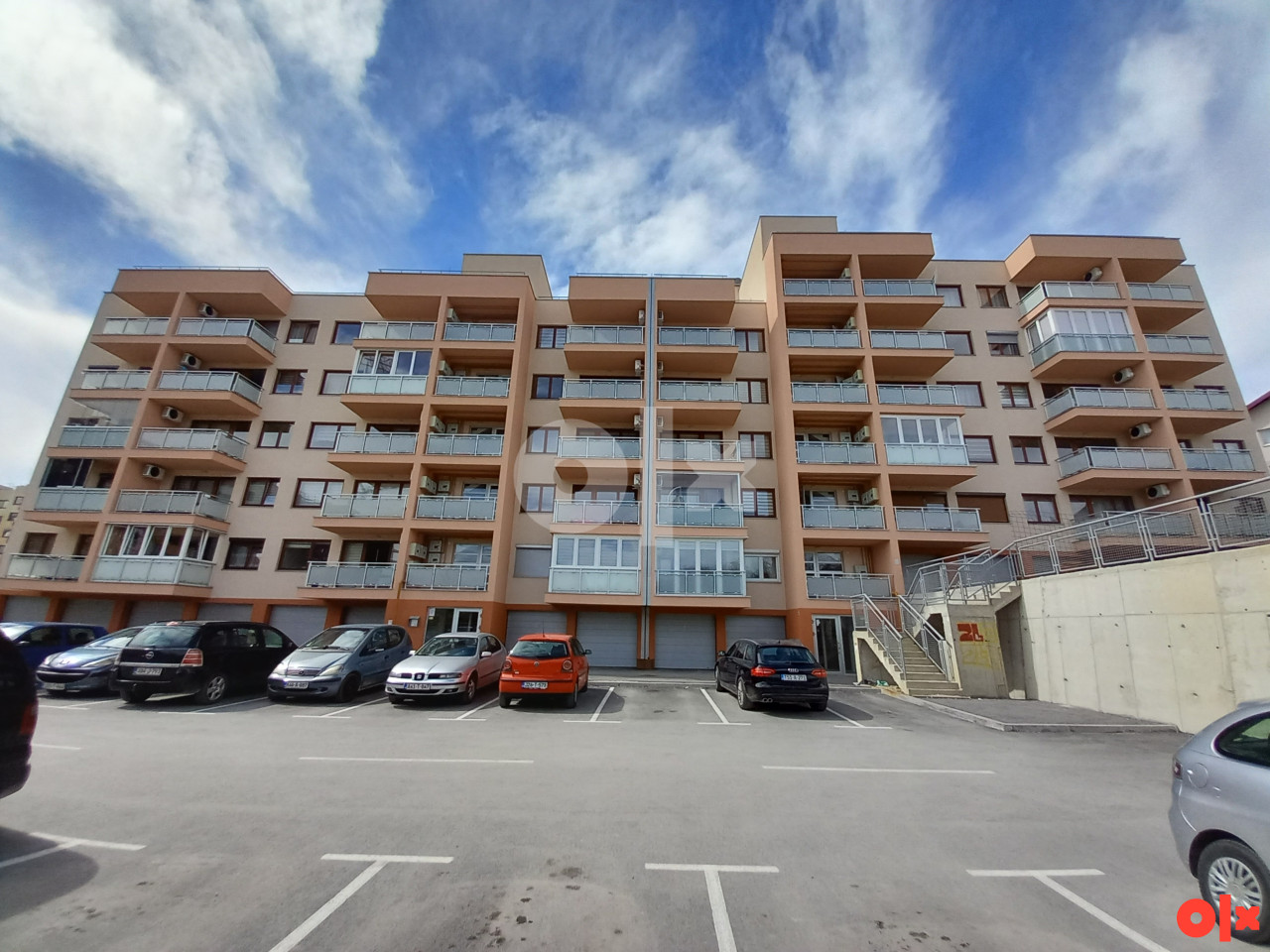 Trosoban stan Vogošća 72m2, Rosulje 17