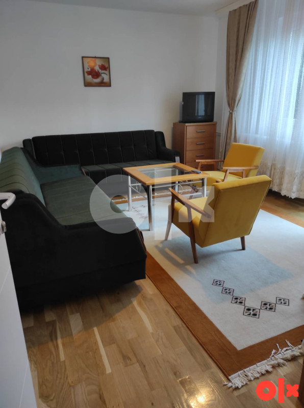 Stan Zenica 70m2
