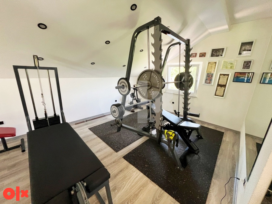Kuća sa fitness i wellness studiom, Busovača 16
