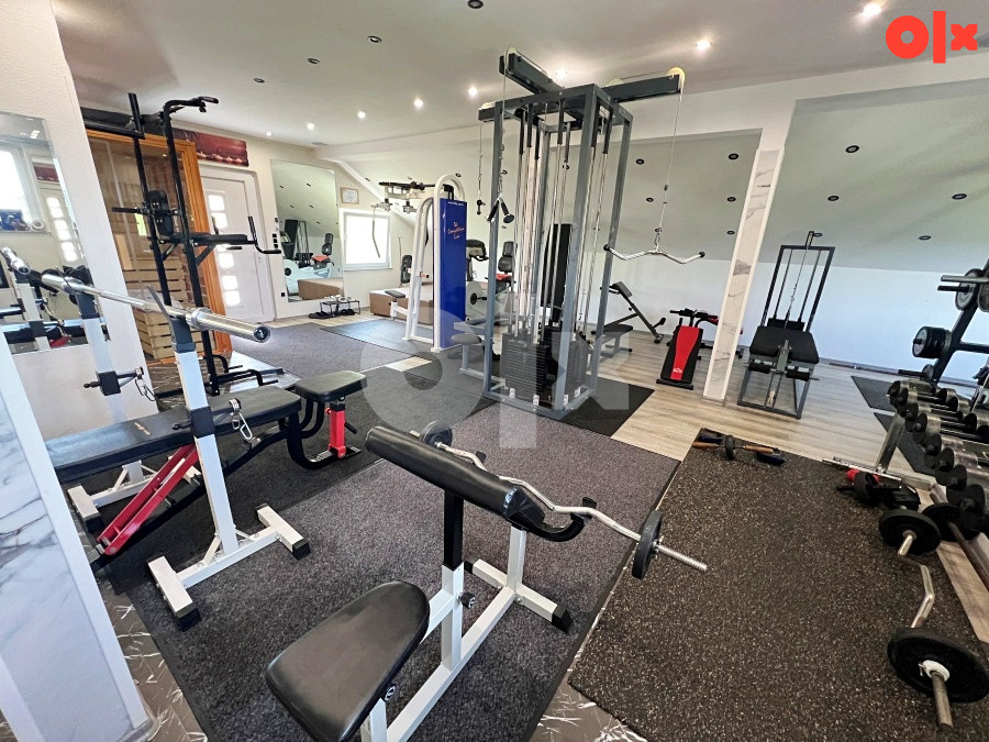 Kuća sa fitness i wellness studiom, Busovača 18