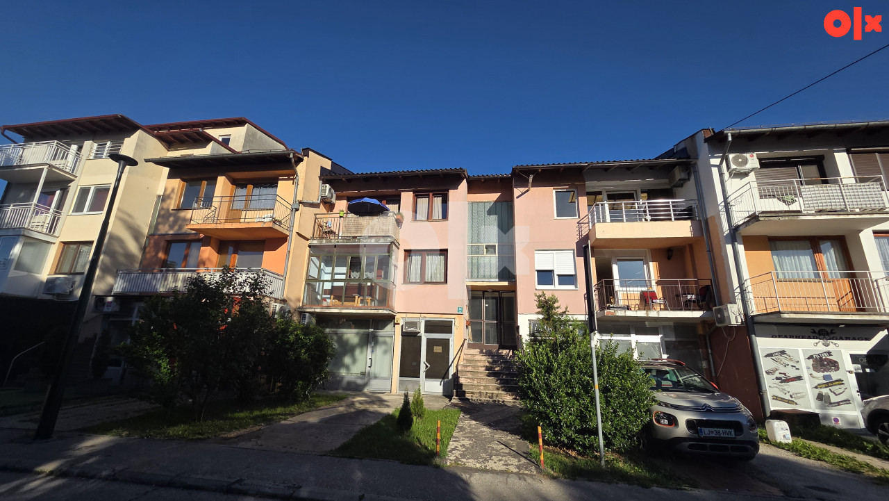 Dvosoban stan Dobrinja 64m2,(opcija trosoban) Novi Grad