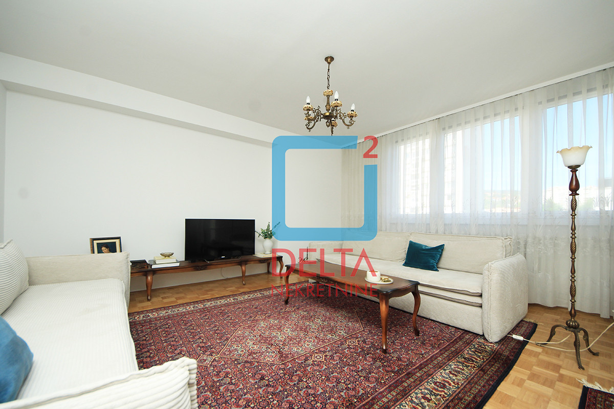 Namješten trosoban stan / 78m2 / Koševo / Centar 2