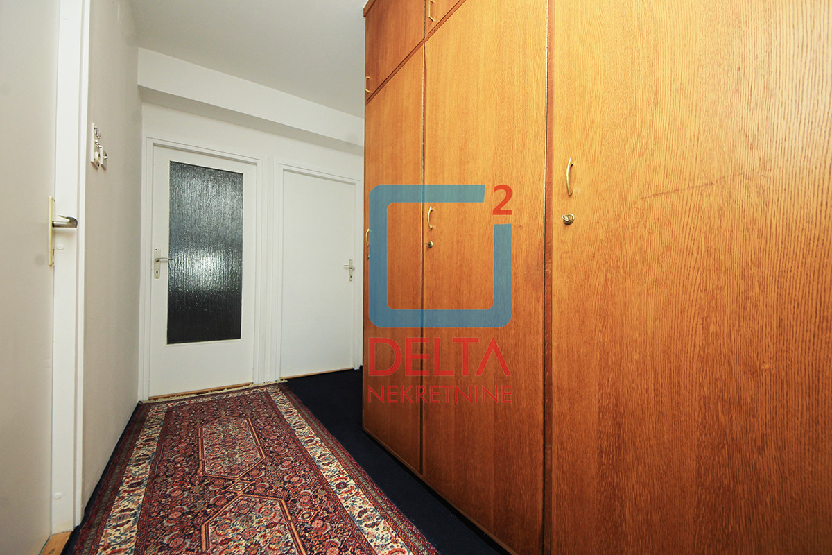 Namješten trosoban stan / 78m2 / Koševo / Centar 12
