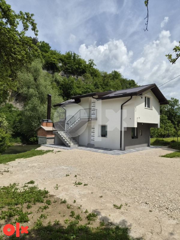 Vikendica na obali rijeke Vrbas Jajce