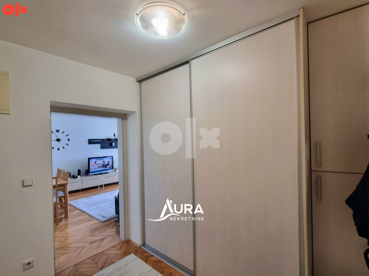 AURA/ Stan 57 m2 (67m2) / Grbavica 12