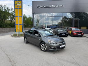 Opel Astra J 2018 Automatik