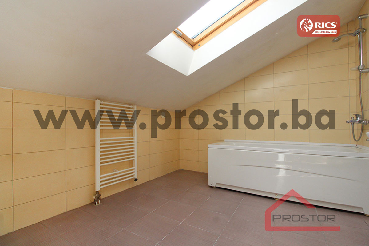 PROSTOR izdaje: Dvosoban stan, 65 m², Istočno Sarajevo - Więcej