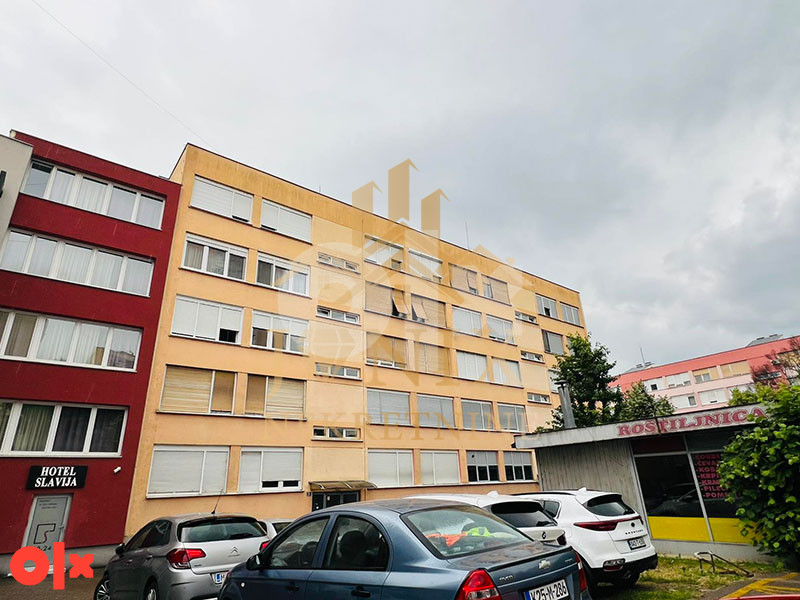 NAJAM trosoban stan i parking mjesto CENTAR Banja Luka 64 m² - Ansicht 2