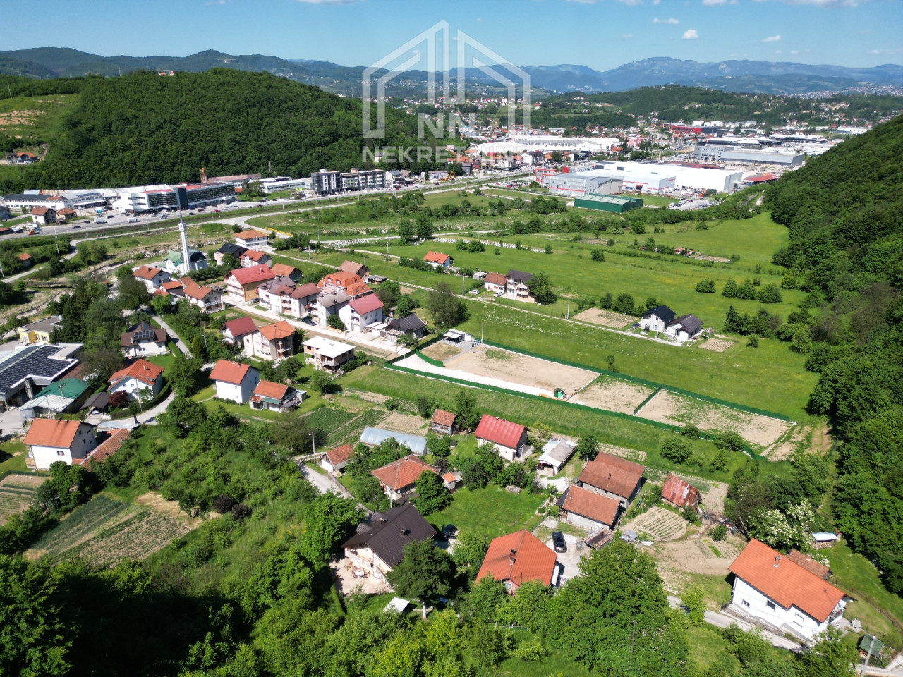 NN Nekretnine : Zemljište 413m2 - Binježevo 4