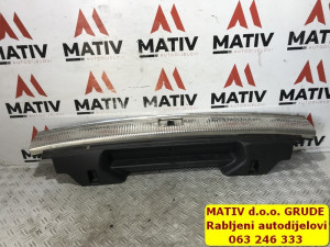 Obloga na zadnjem veznom limu Audi Q5 8R 2014 8R0864513C