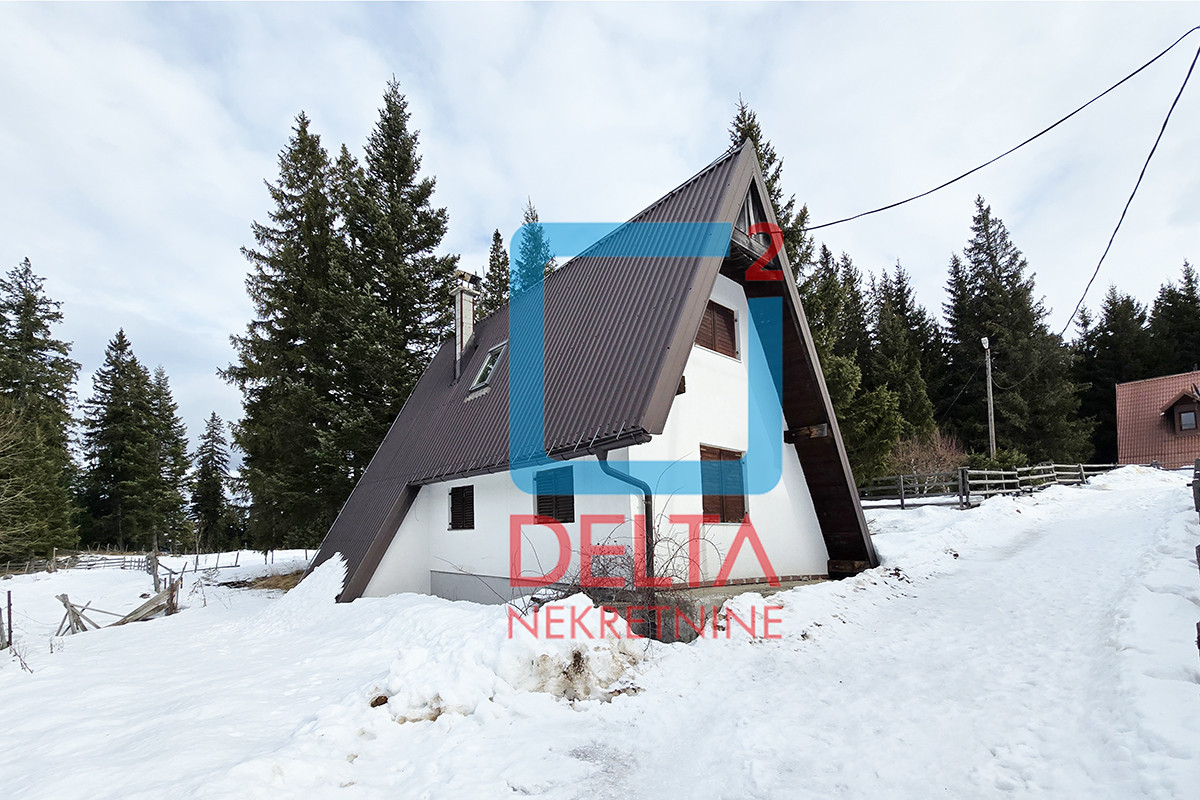 Kuća / Vikendica /54m2/parcela 449m2/ Velika Dvorišta / Jahorina