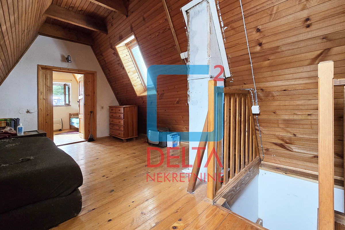 Kuća / Vikendica /54m2/parcela 449m2/ Velika Dvorišta / Jahorina 11
