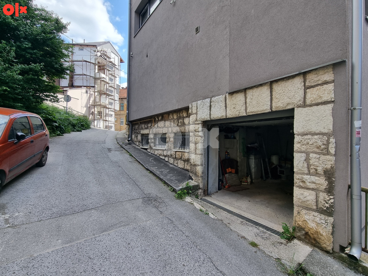 AURA/ Dvoetažni stan sa garažom / Mejtaš, Centar 5