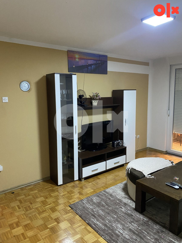Stan Živinice 60m2 3