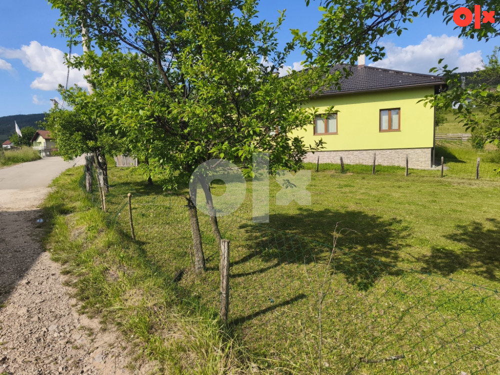 Zemljište Ilijas/Breza pored ceste 3