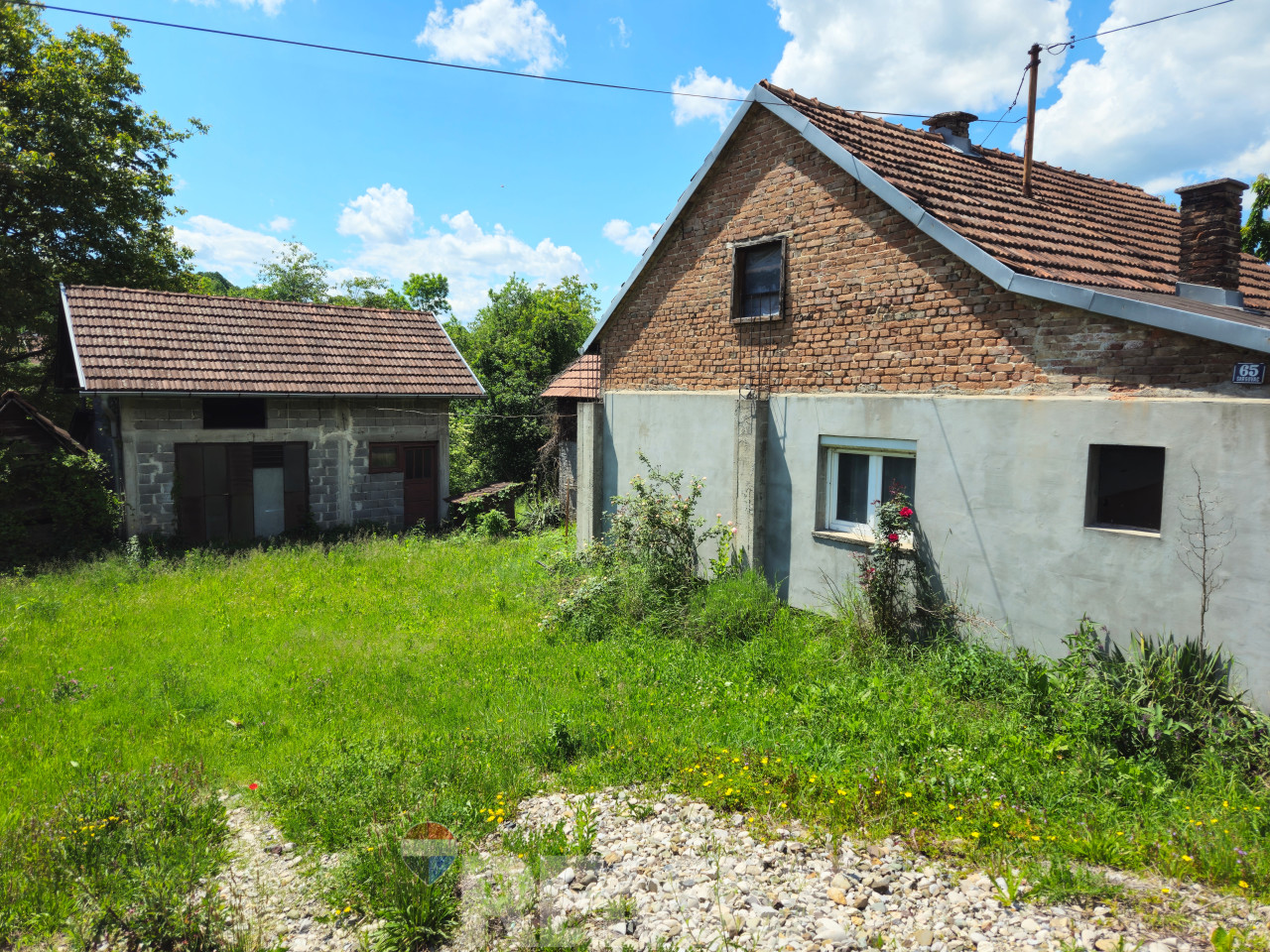 Kuća 76m2 na placu 471m2 + projekat za novu kuću, Šargovac 2