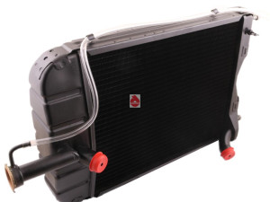 HLADNJAK MASSEY FERGUSON MF 235 MF 3 ORIGINAL