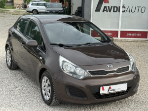 KIA RIO 1.1 CRDI 55 KW 2012 5 VRATA KLIMA NOVE GUME PRELIJEP AUTO