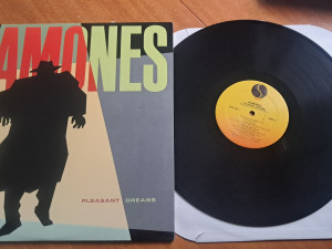 Ramones Pleasant dreams lp