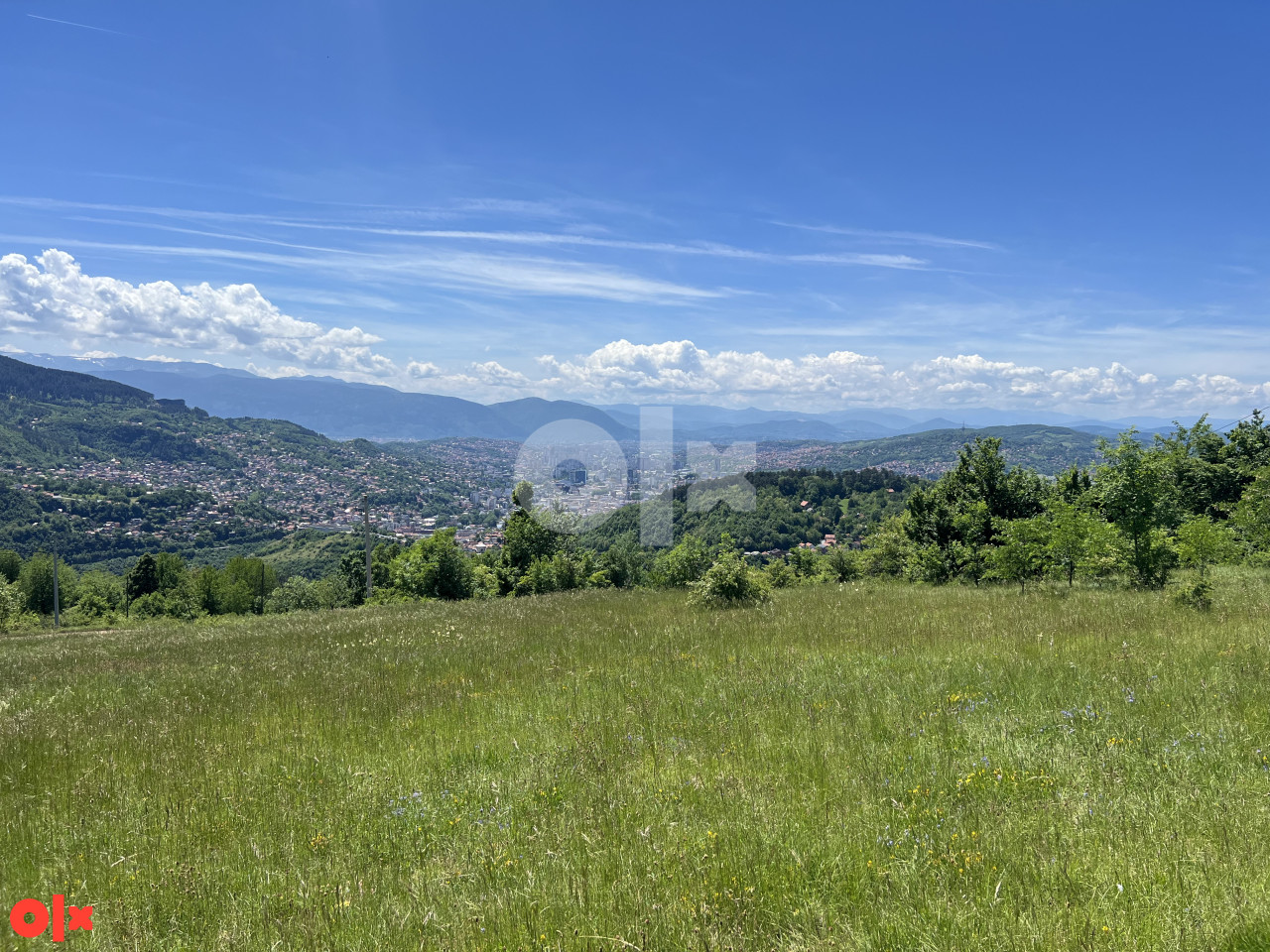 Borije zemljište sa pogledom na grad 3.900m2 8