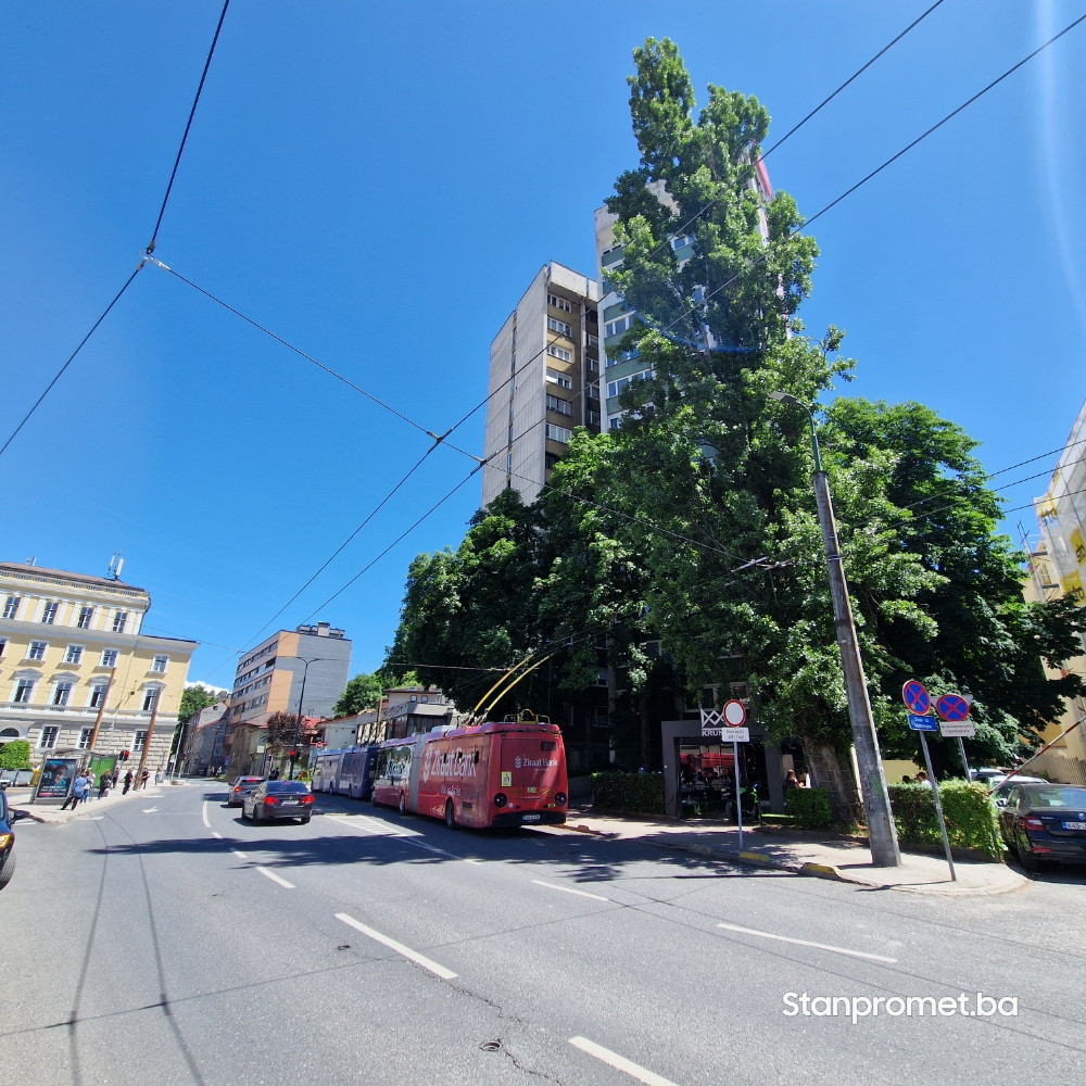 Četverosoban stan Drvenija prodaja Centar