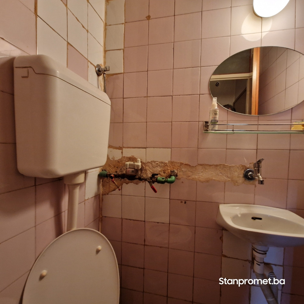Četverosoban stan Drvenija prodaja Centar 8
