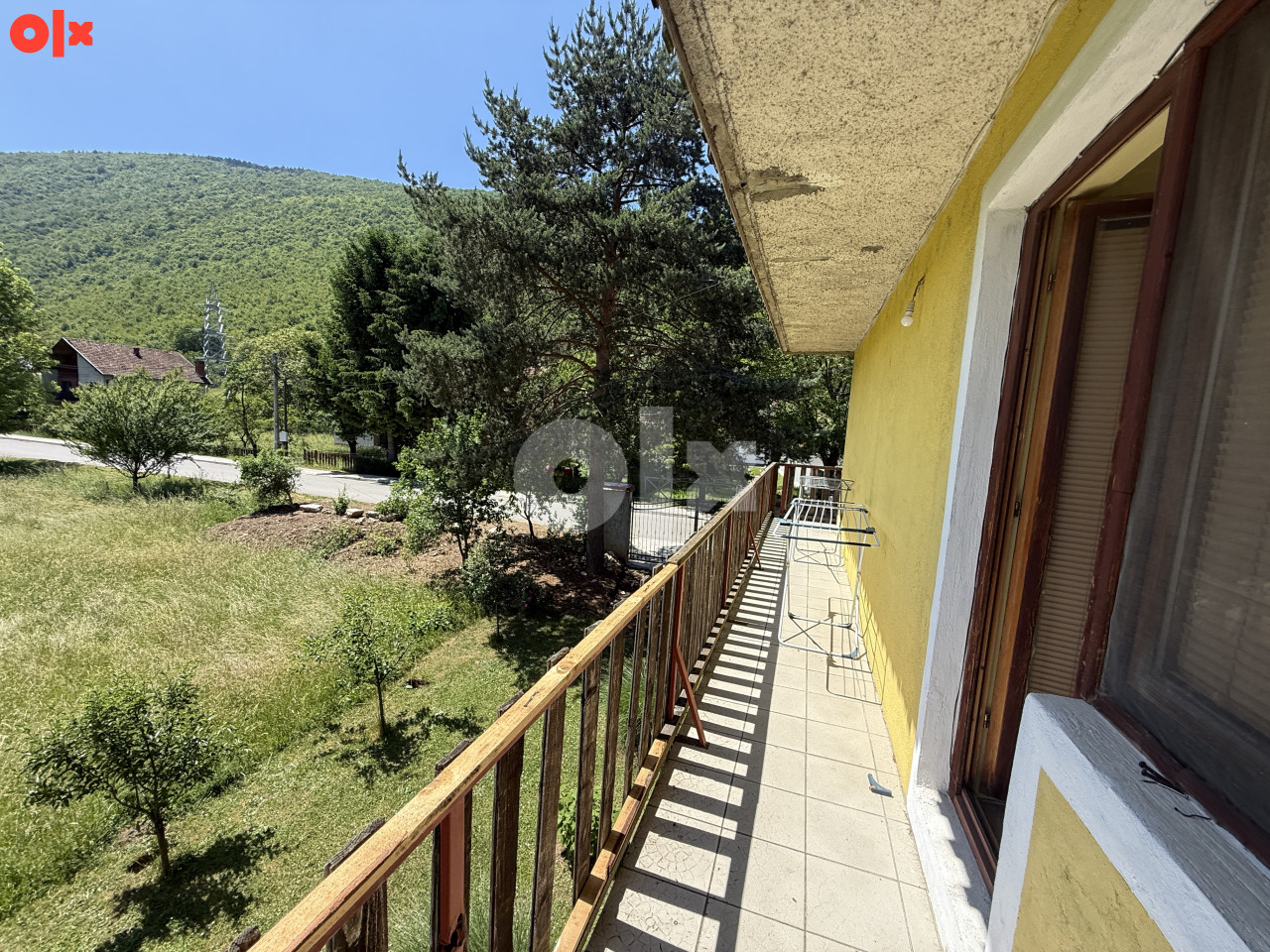 Dvije kuće Vrelo Bosne Ilidža na placu od 1500 m2 15