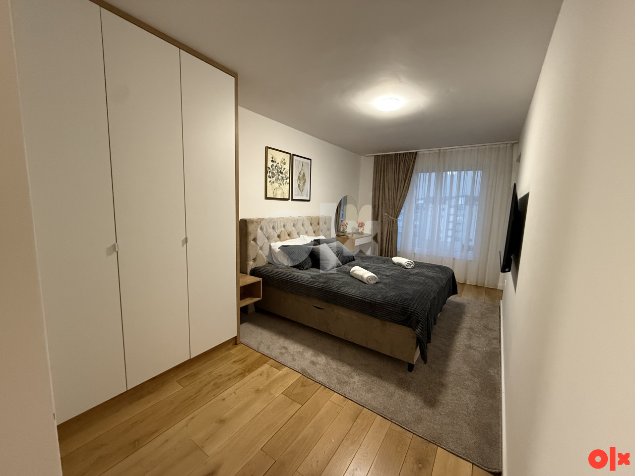 Ilidza Luksuzan stan River Walk 80m2 pogled na bazen 12
