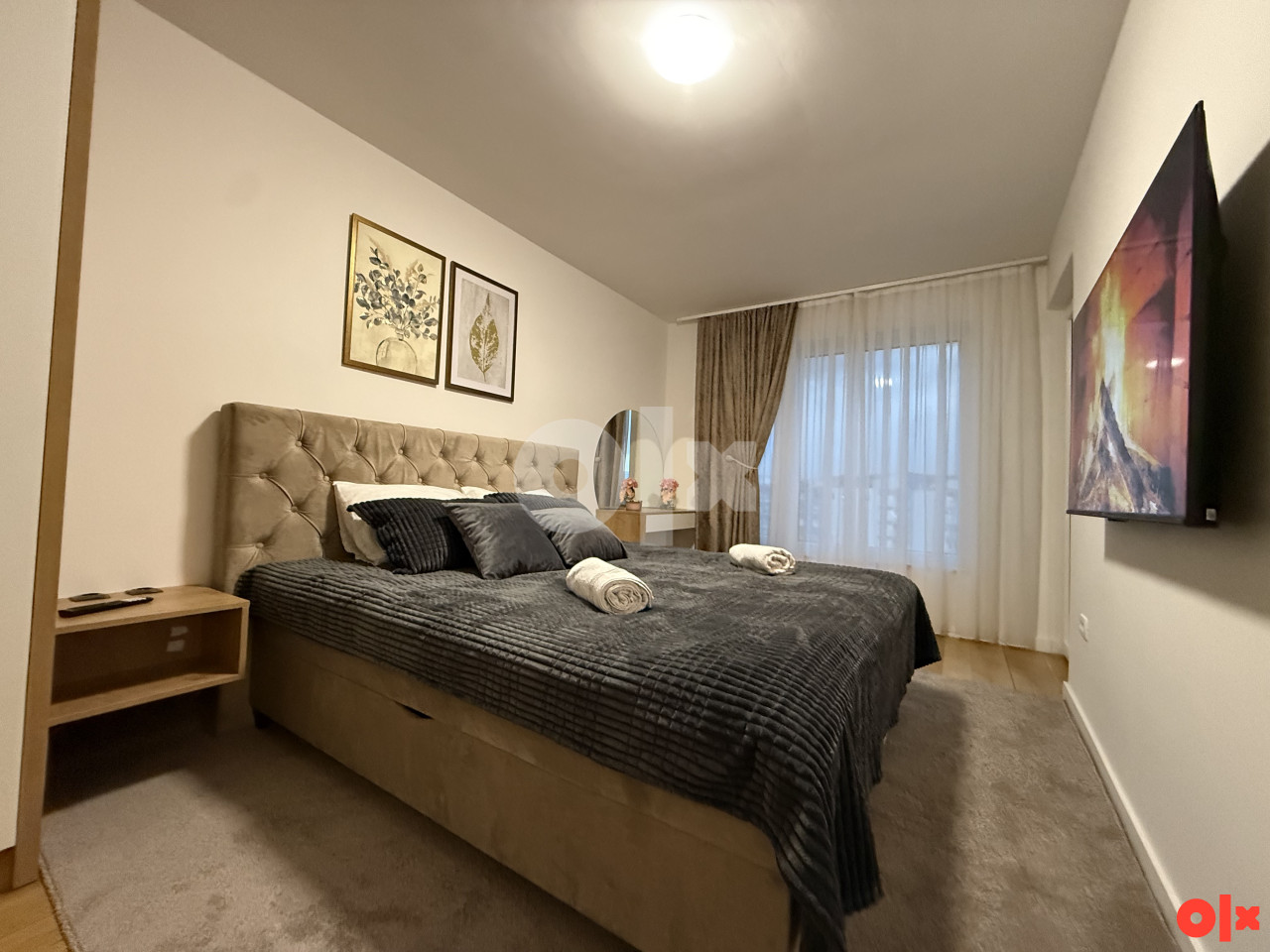 Ilidza Luksuzan stan River Walk 80m2 pogled na bazen 13