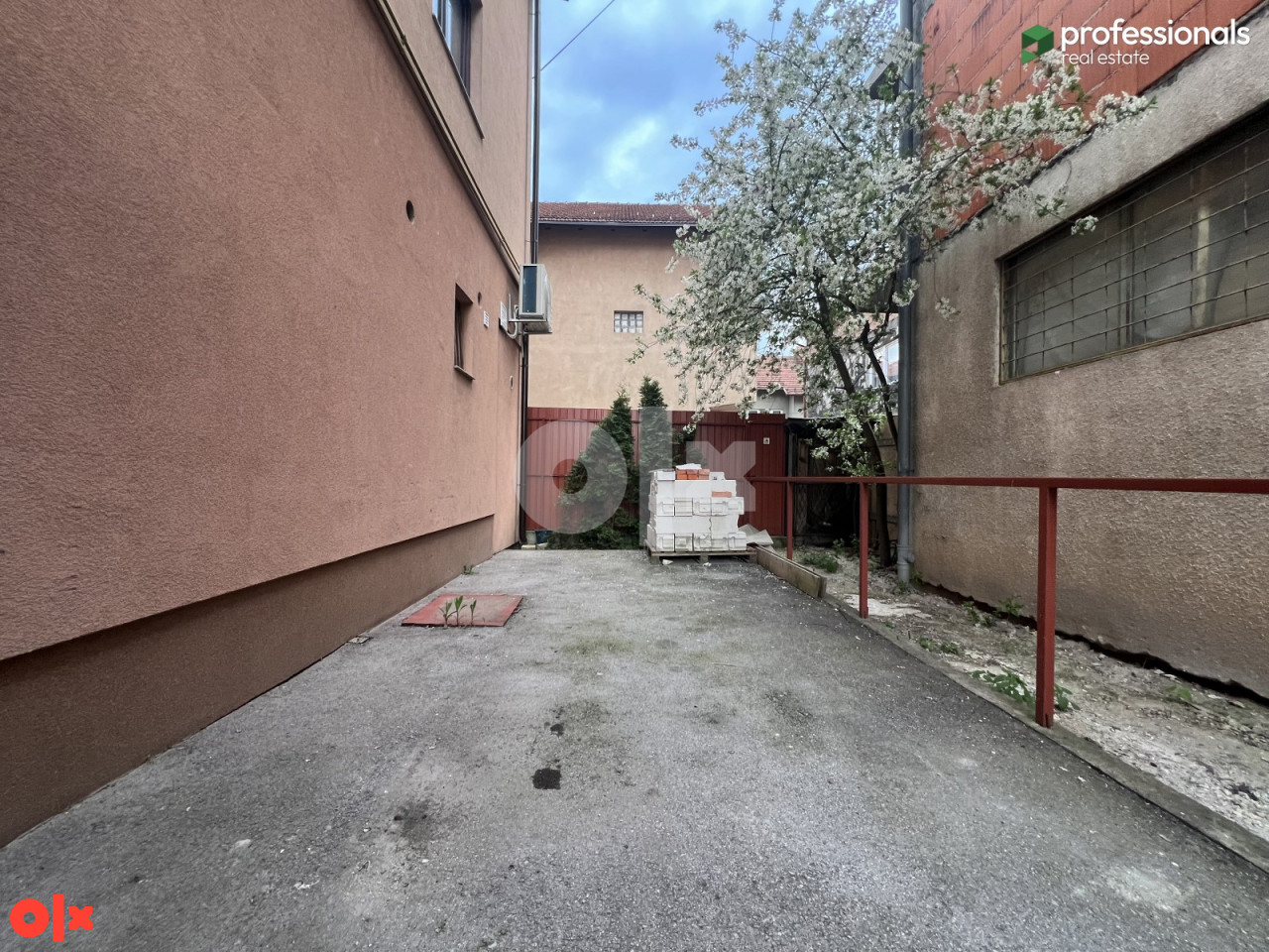 Poslovni prostor Stup Ilidža 70 m2 11