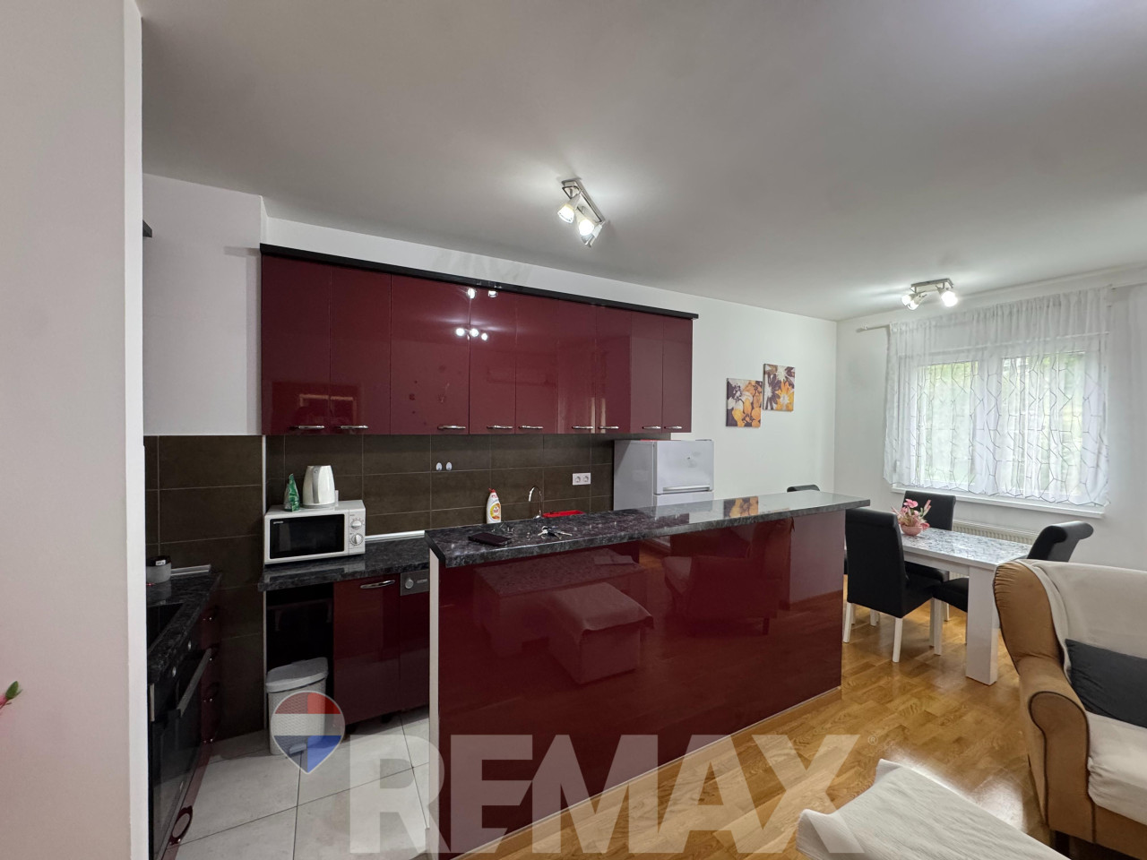 Odličan trosoban stan | 55m2 | Starčevica | Parking mjesto 3