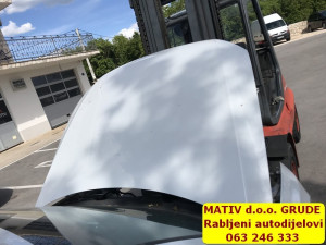 HAUBA PREDNJA Audi Q5 8R 2014