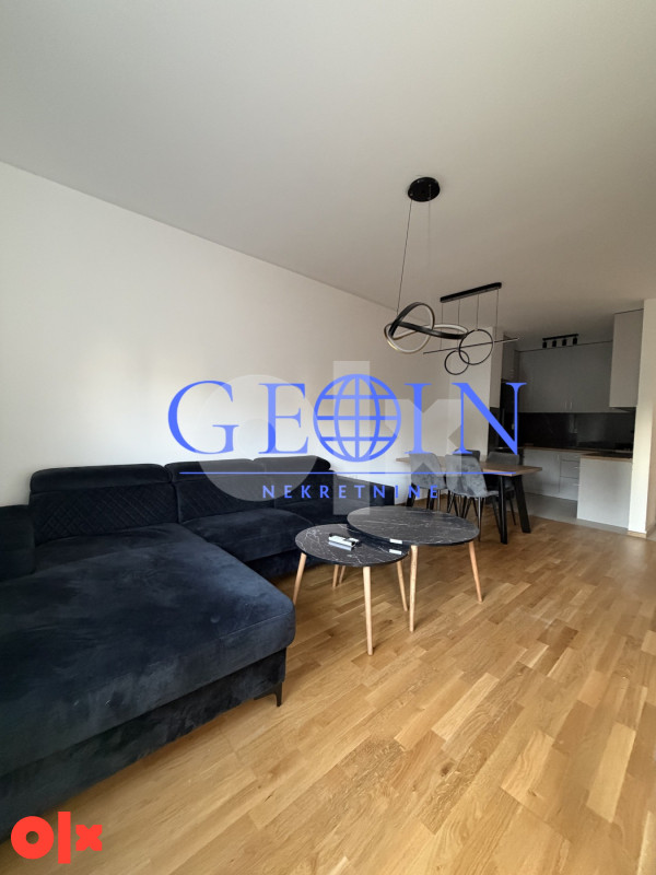 Stan-NOV-kompletno namješten sa garažom 48.02m2 2