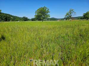 Potpuno ravan plac 1000 m2 u Jakupovcima