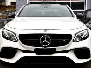 KUPUJEM UDAREN HAVARISAN MERCEDES KLASA G E S GLC GLE C V X AMG