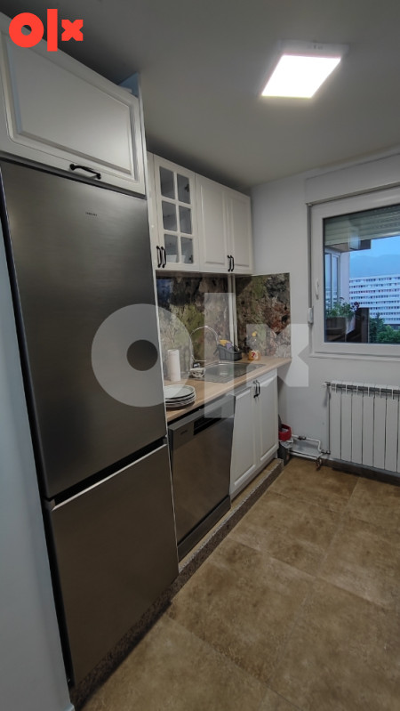 Alipašino Polje temeljito renoviran dvosoban stan 56m2 3