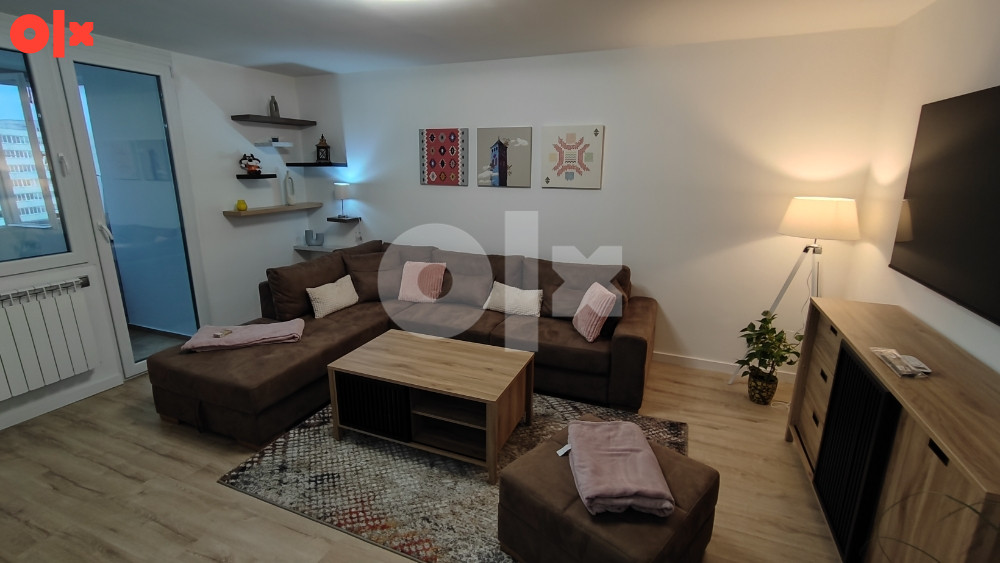 Alipašino Polje temeljito renoviran dvosoban stan 56m2 2