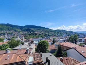 Stari Grad , Čemerlina, cetverosoban stan na prodaju!