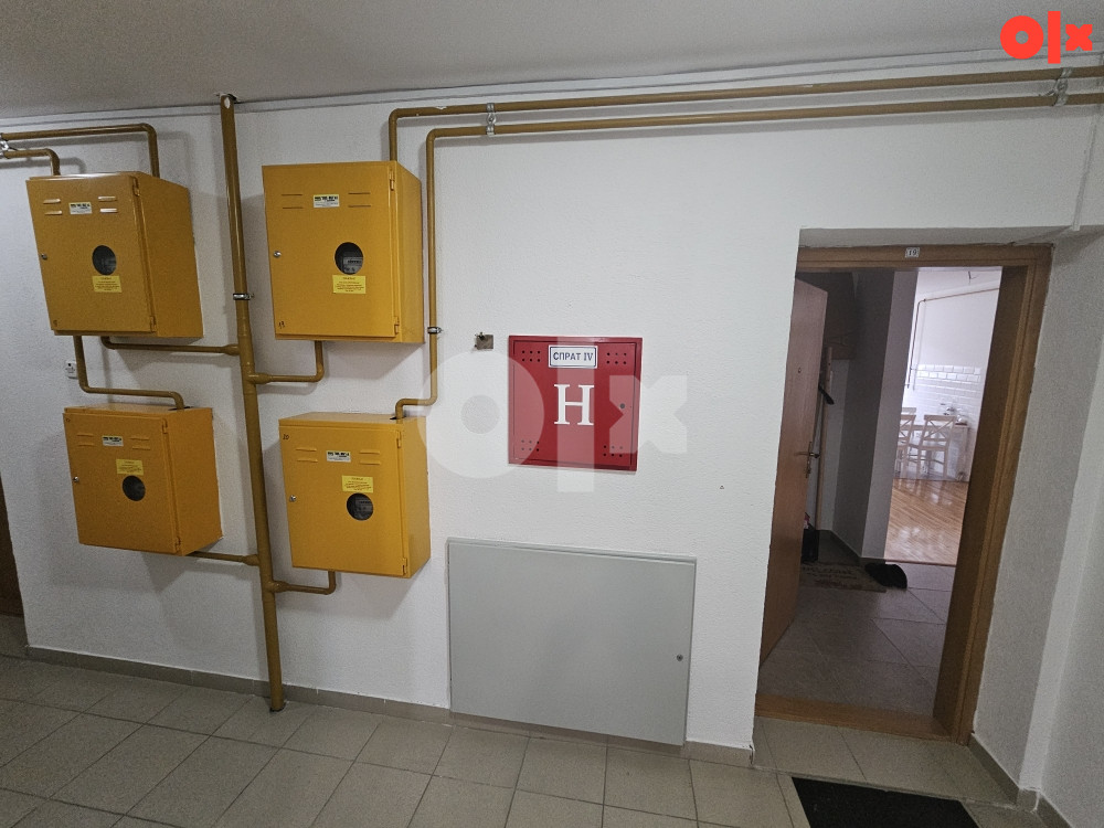Stan Istocno Sarajevo Dobrinja IV 65 m2 dvosoban 3