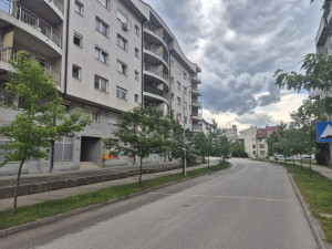 Stan Istocno Sarajevo Dobrinja IV 65 m2 dvosoban